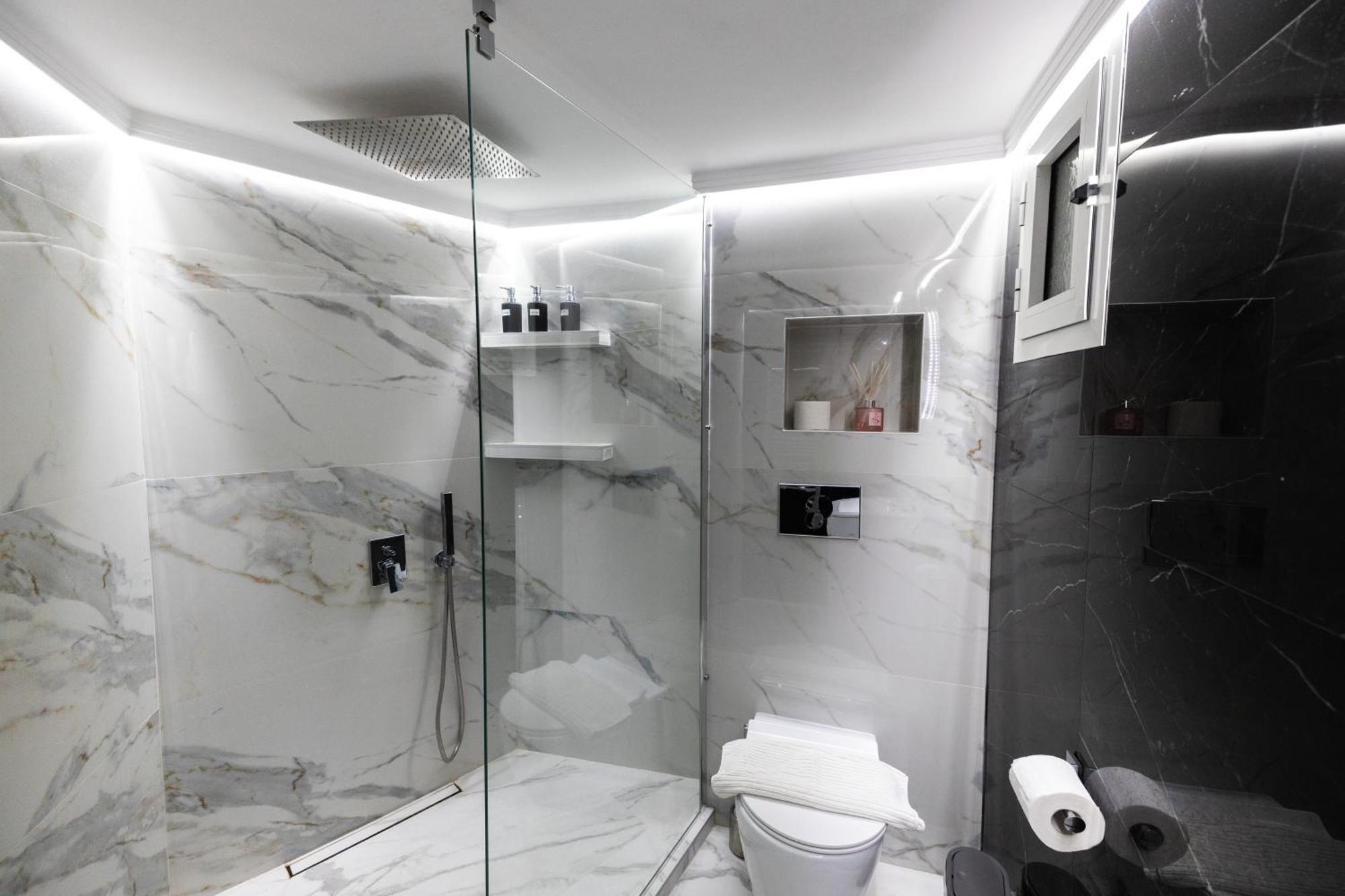 Db Premium #two Bedroom *